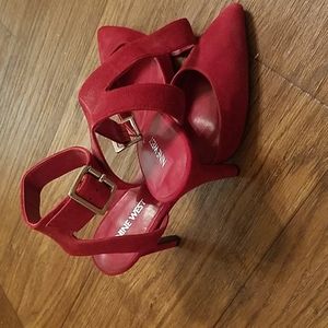 New NINE WEST Red high heels
